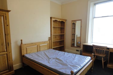 6 bed house, Harrison Place, Sandyford, Newcastle, NE21DE - Image 4